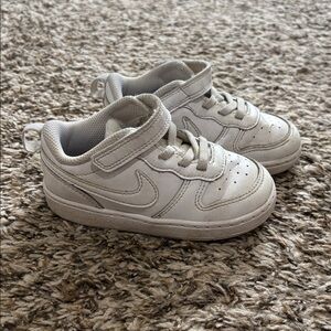 Toddler Nike Velcro Sneakers